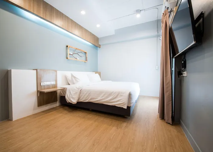 Shade House - Bitec Bangna 3* Bangkok