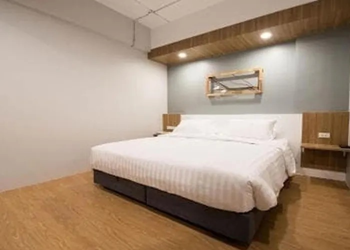 Shade House - Bitec Bangna Hotel 3*