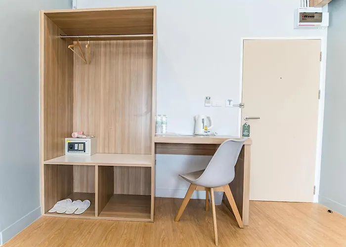 Shade House - Bitec Bangna 3* Bangkok