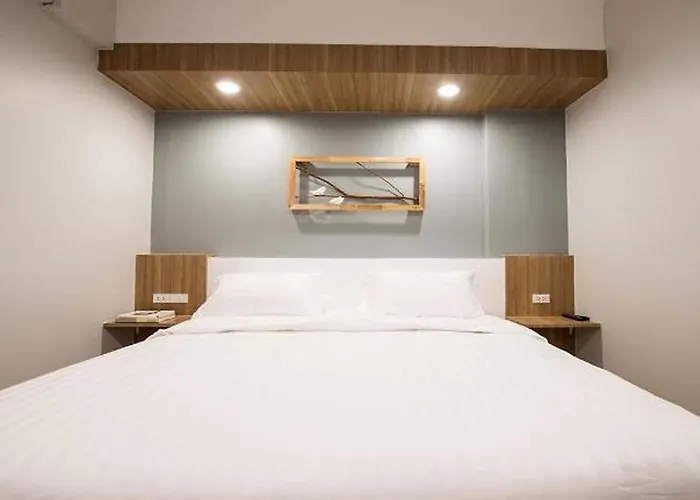 Shade House - Bitec Bangna 3*