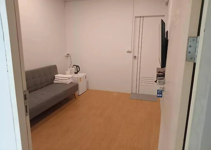 Shade House - Bitec Bangna 3* Bangkok