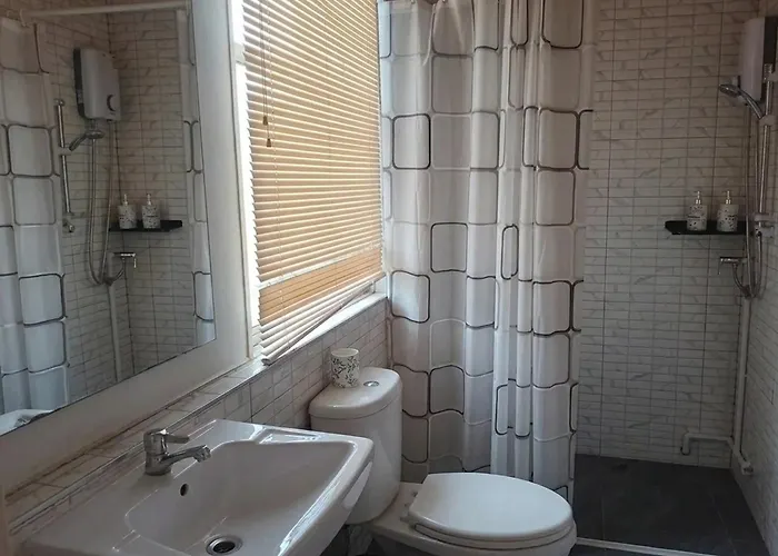 Shade House - Bitec Bangna Hotel 3*